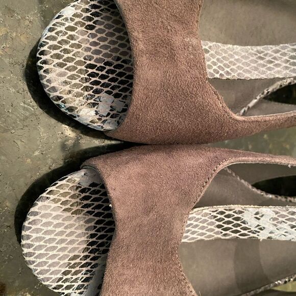 Tsobu Charcoal *Sin* Sandals EUC Sz 8 - Picture 6 of 10